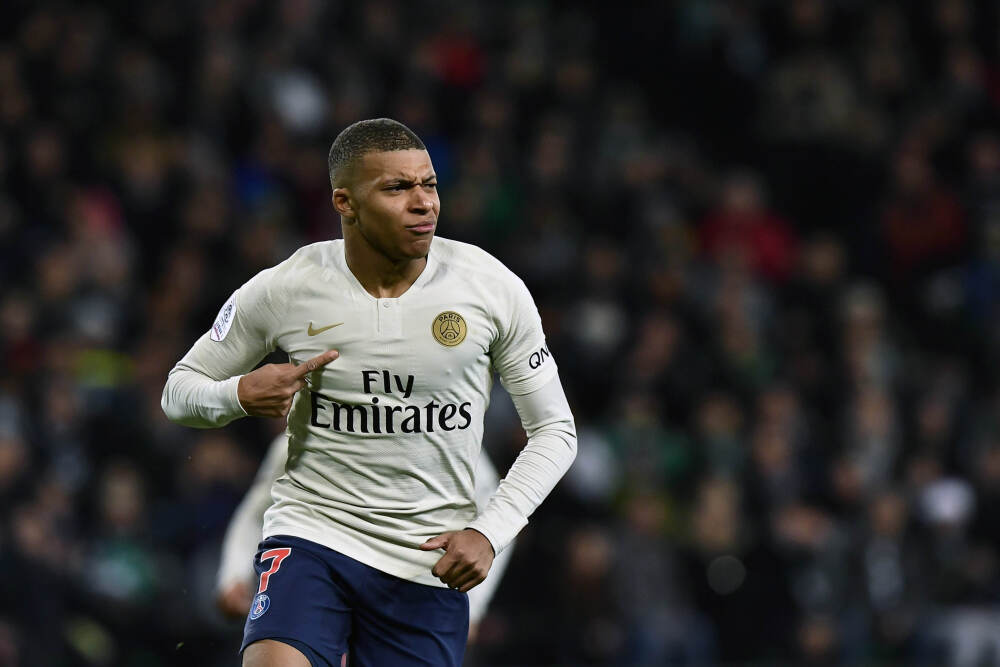 给小帅逼急了！布鲁斯·布朗进球后挑衅对喷杜兰特 随后穆雷参与